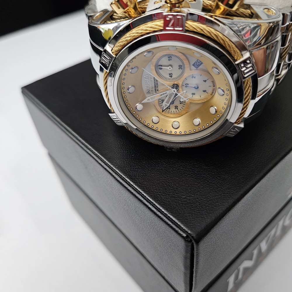 Pre Worn 53mm Invicta Bolt Zeus Gold Chrono Watch Excellent Condition - Picture 12 of 17